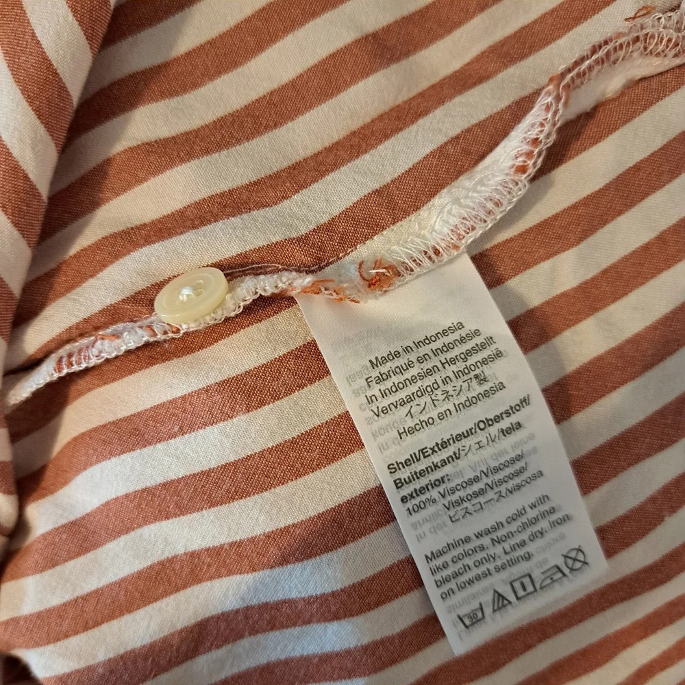 Madewell Rhyme Button-Front Top in Stripe Play. Size small - Picture 5 of 5